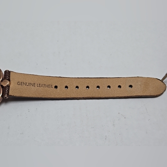 Womens Swiss Time ST161RG Watch Rose Gold Flower Crystals Leather New Battery - Picture 11 of 12